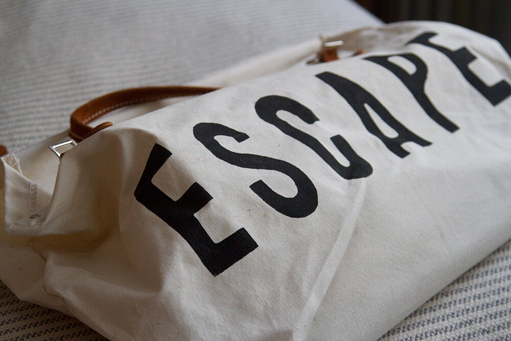 escape bag | reading my tea leaves