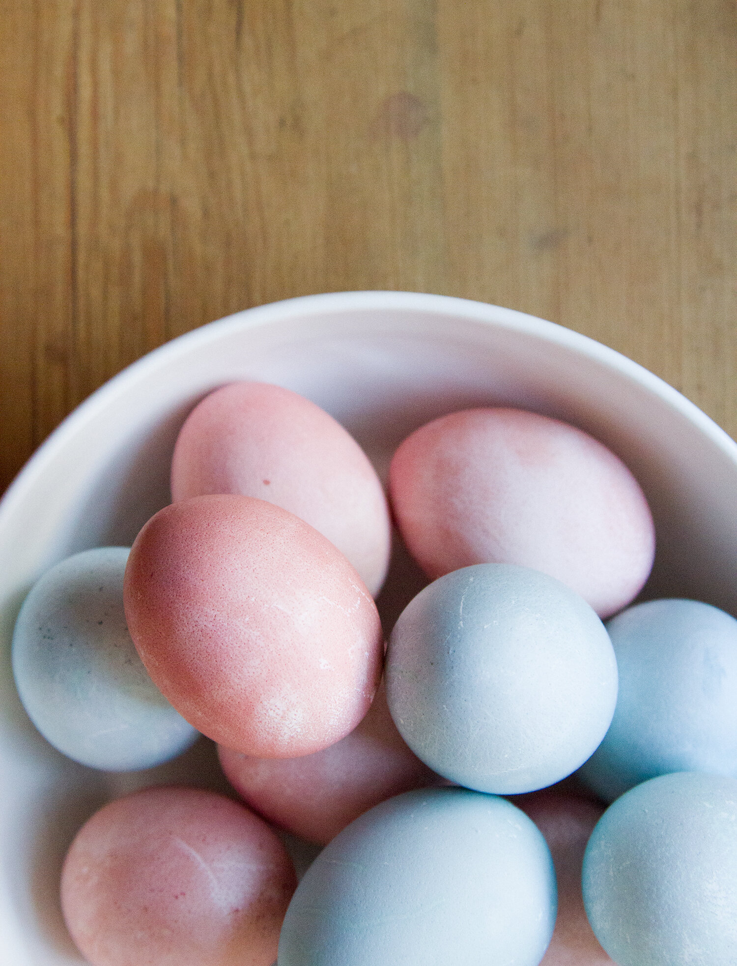 pastel-colored easter eggs with natural dyes | reading my tea leaves