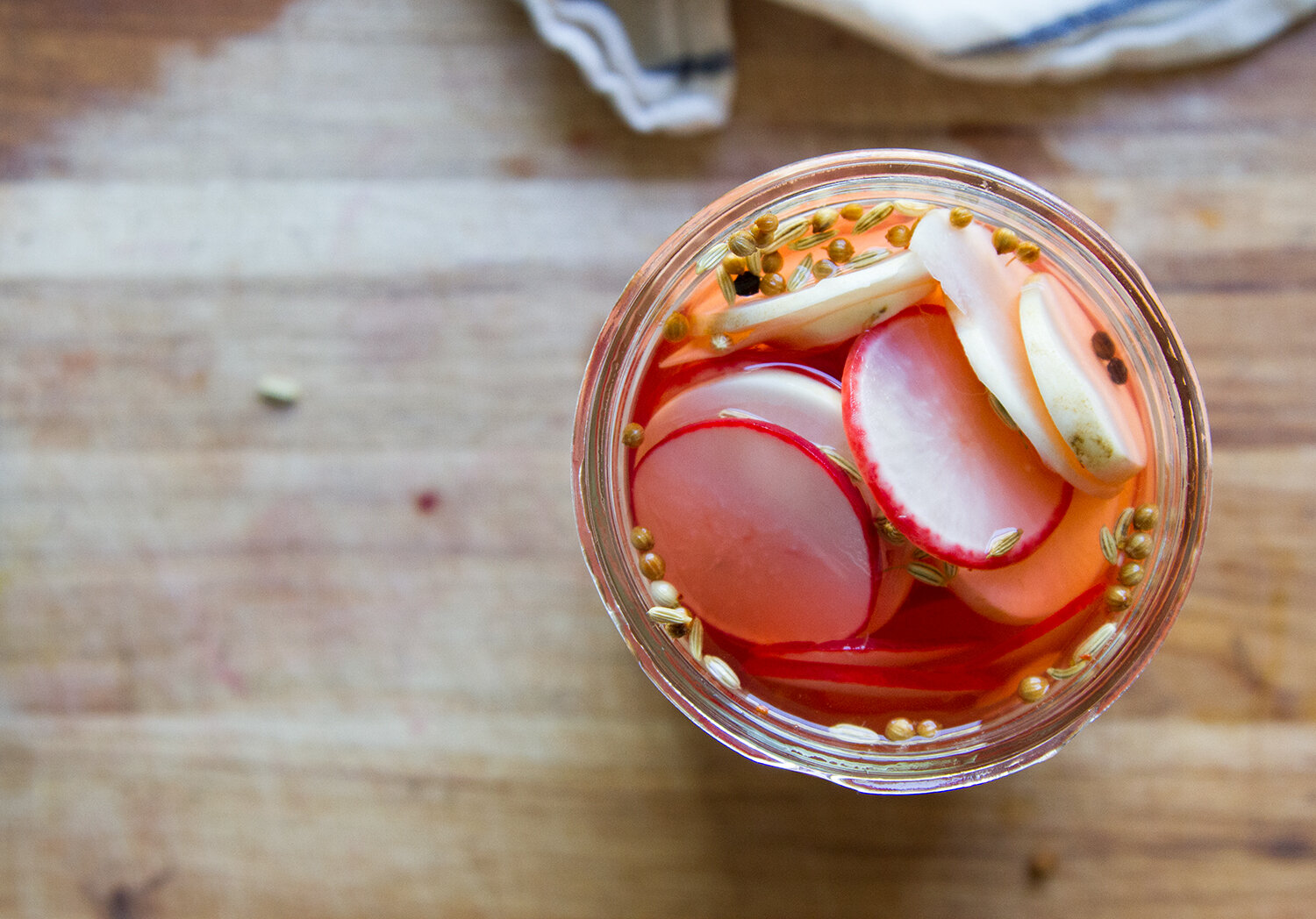 make your own pickled radishes | reading my tea leaves