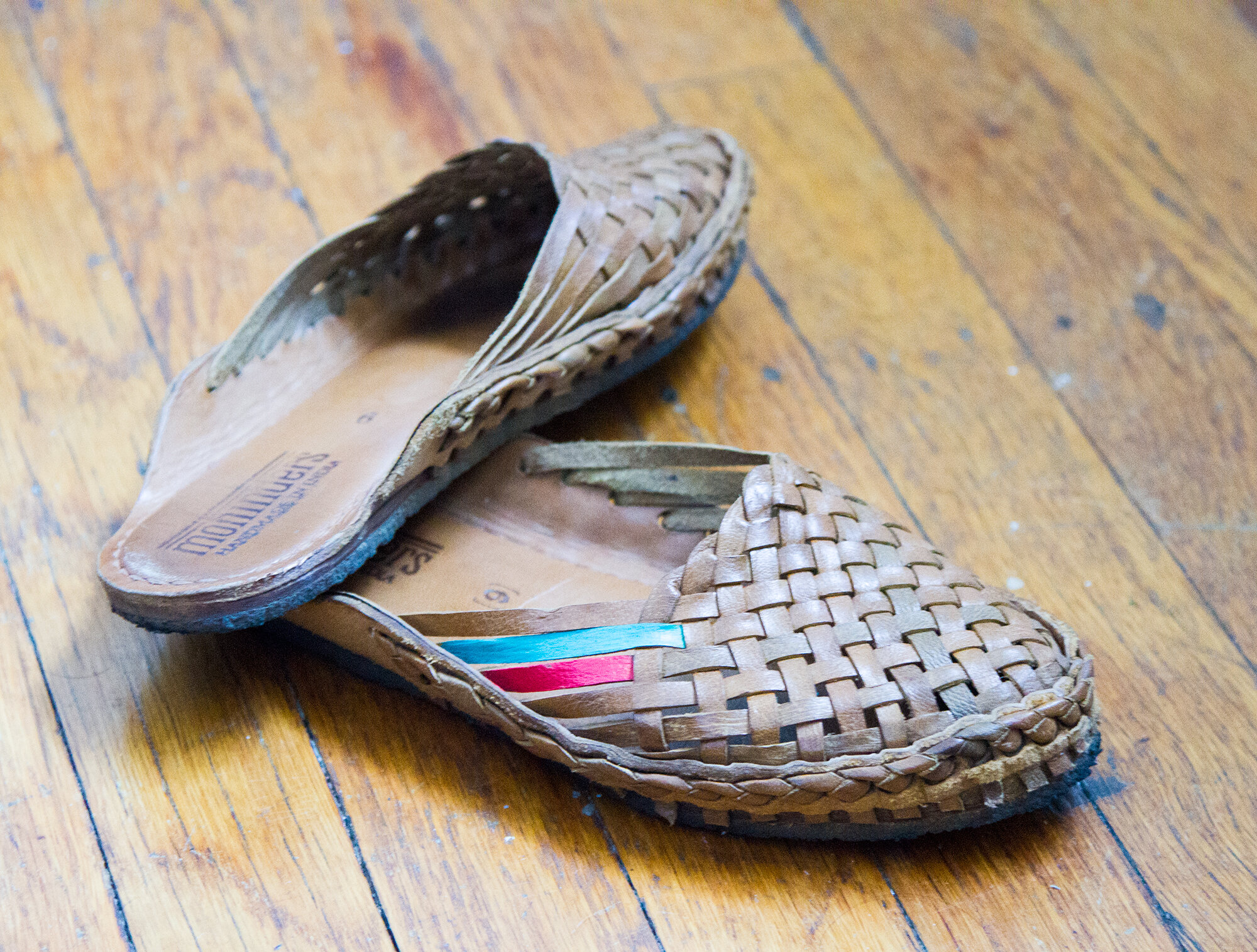 growing a minimalist wardrobe: summer shoes. – Reading My Tea Leaves – Slow, sustainable