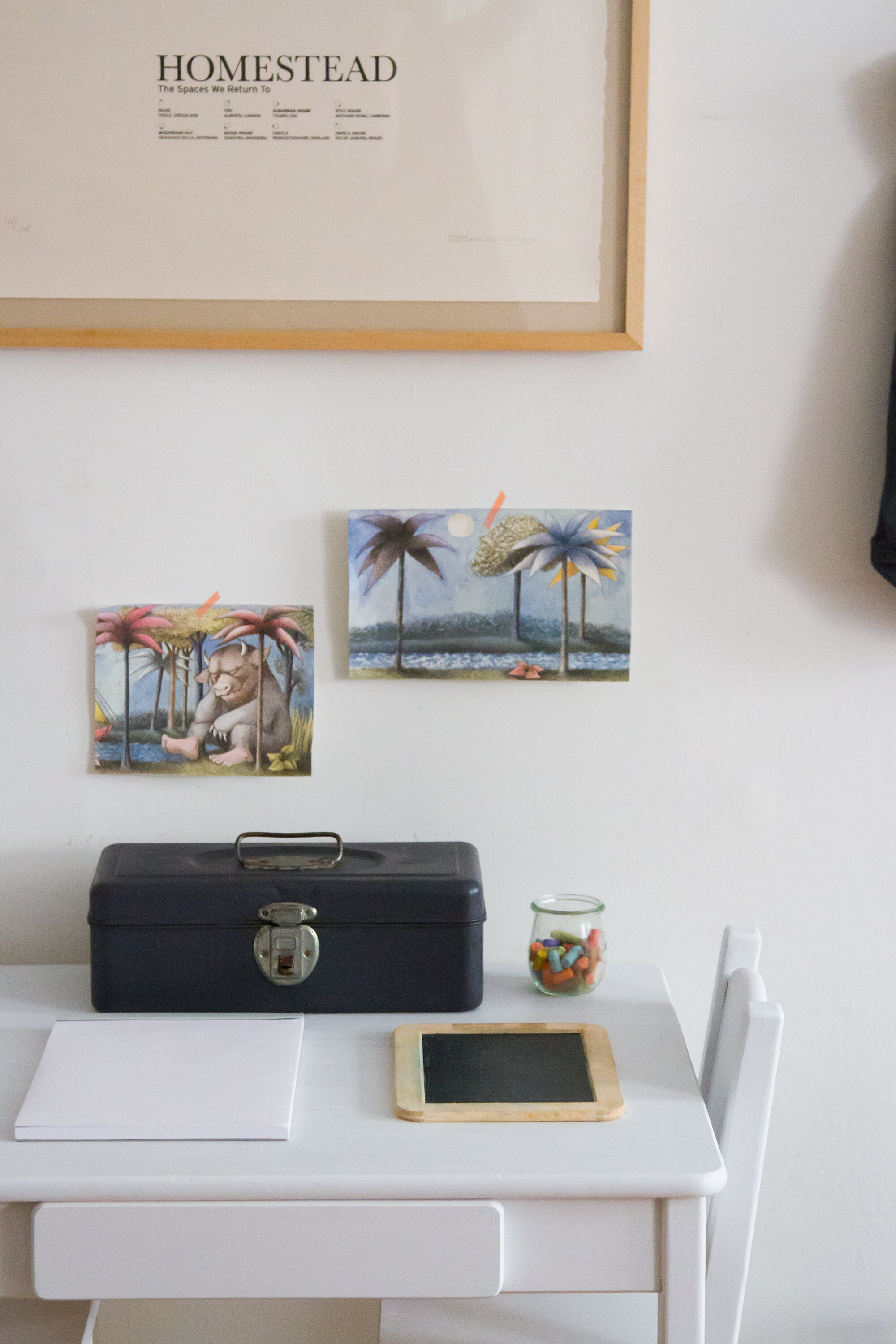 life in a tiny apartment | reading my tea leaves