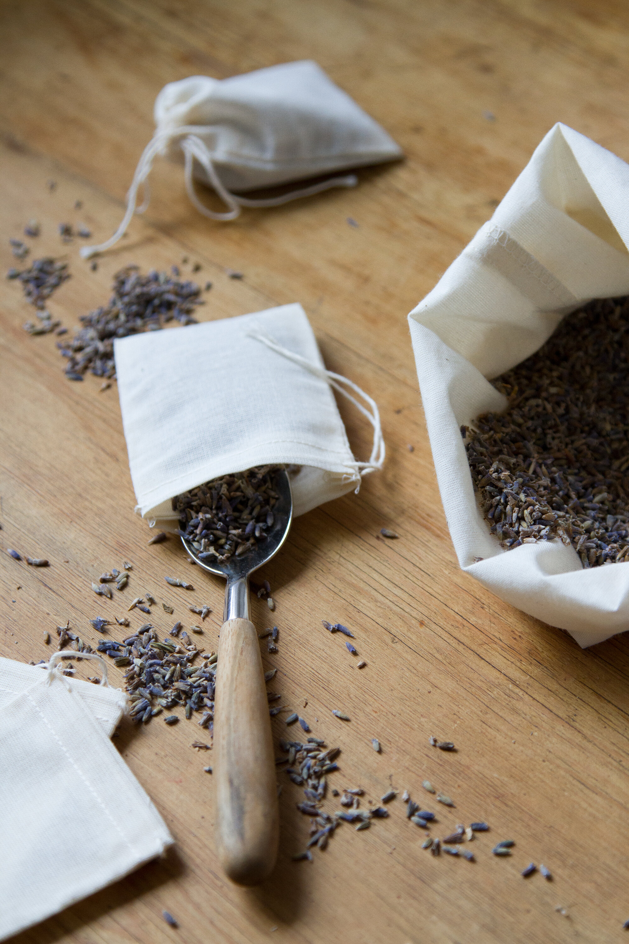 spring cleaning, two ways | reading my tea leaves