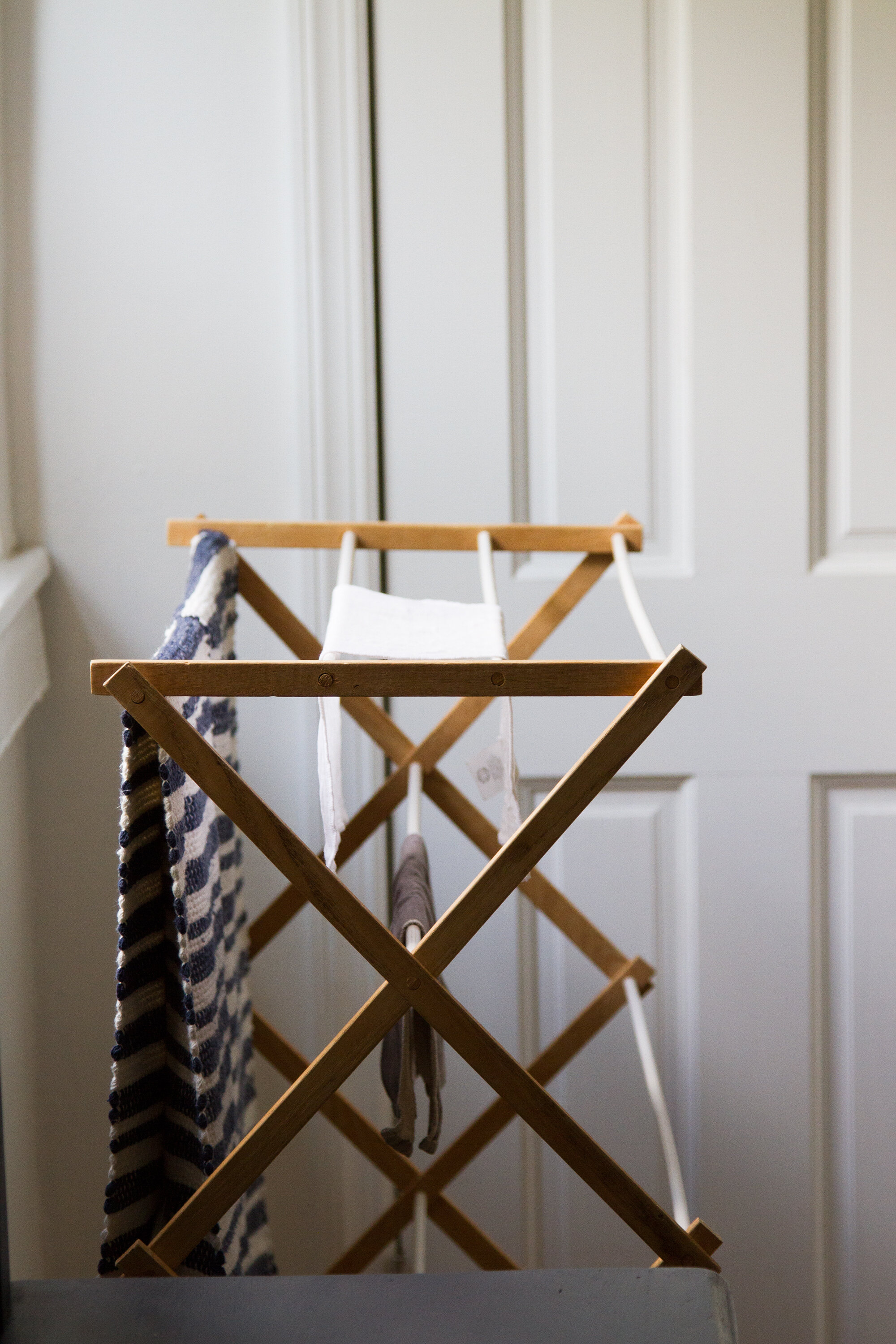 simple stuff: drying racks. – Reading My Tea Leaves – Slow, simple